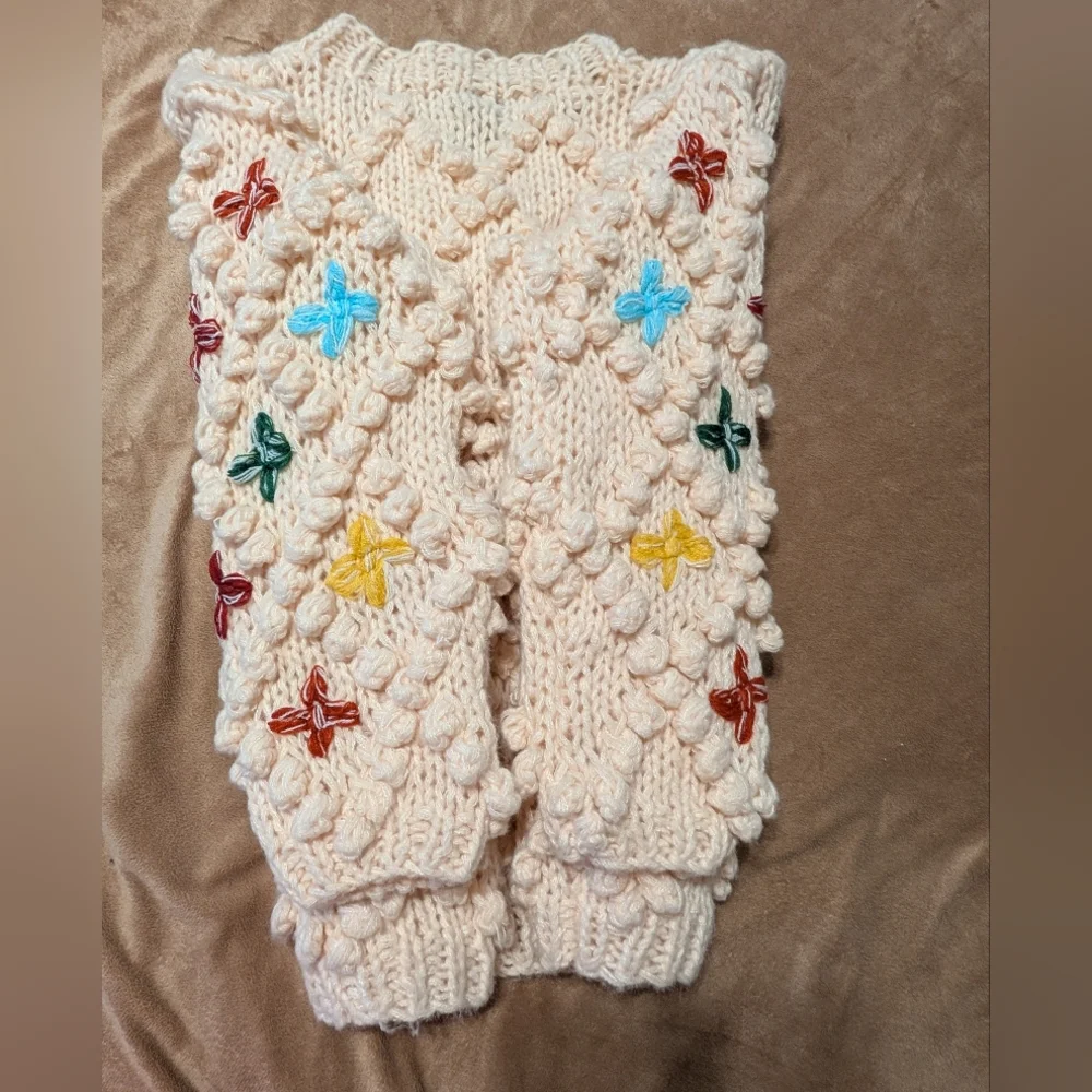 Brand New Sacchi Knit Popcorn Cardigan with Embroidered Accents NWOT - Picture 8 of 8